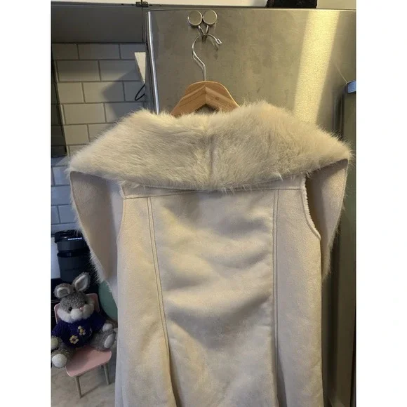 Dolce Cabo Women's Suede Faux Fur Vest Open, Lined, Taupe Cream, Size L - Picture 8 of 9